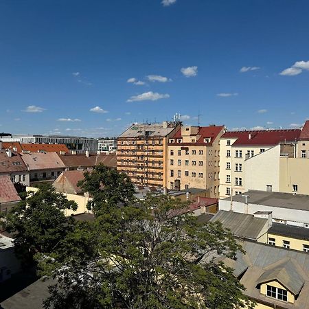 Remarkable 1-Bed Apartment In Praha Zewnętrze zdjęcie